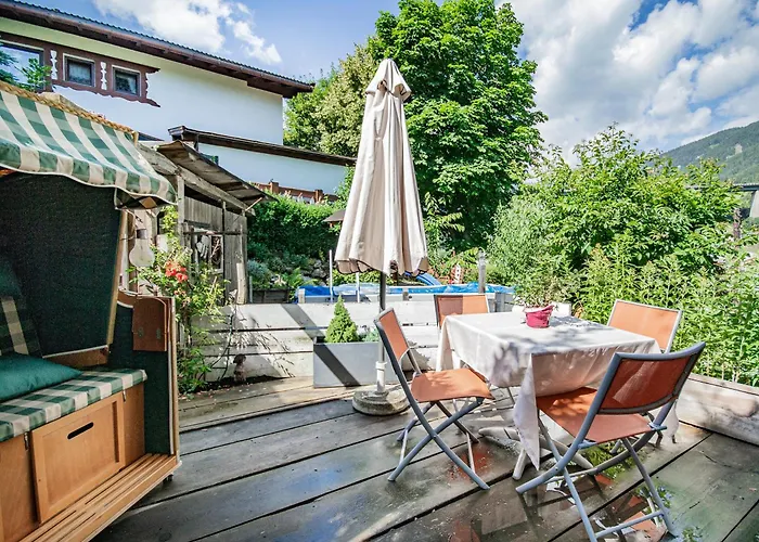 아파트 Gaestehaus Wechselberger *